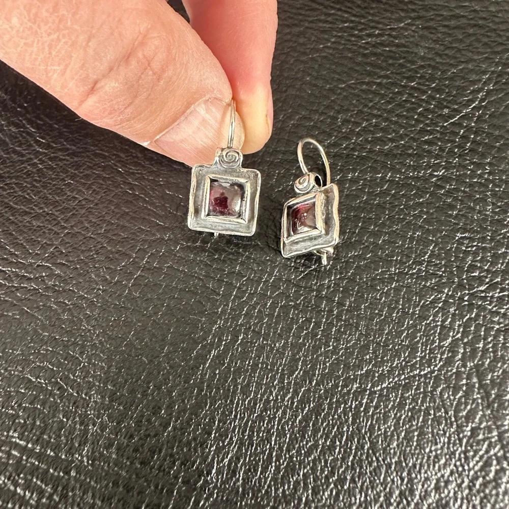 Silpada Silver and Deep Red Square Earrings - Picture 2 of 4